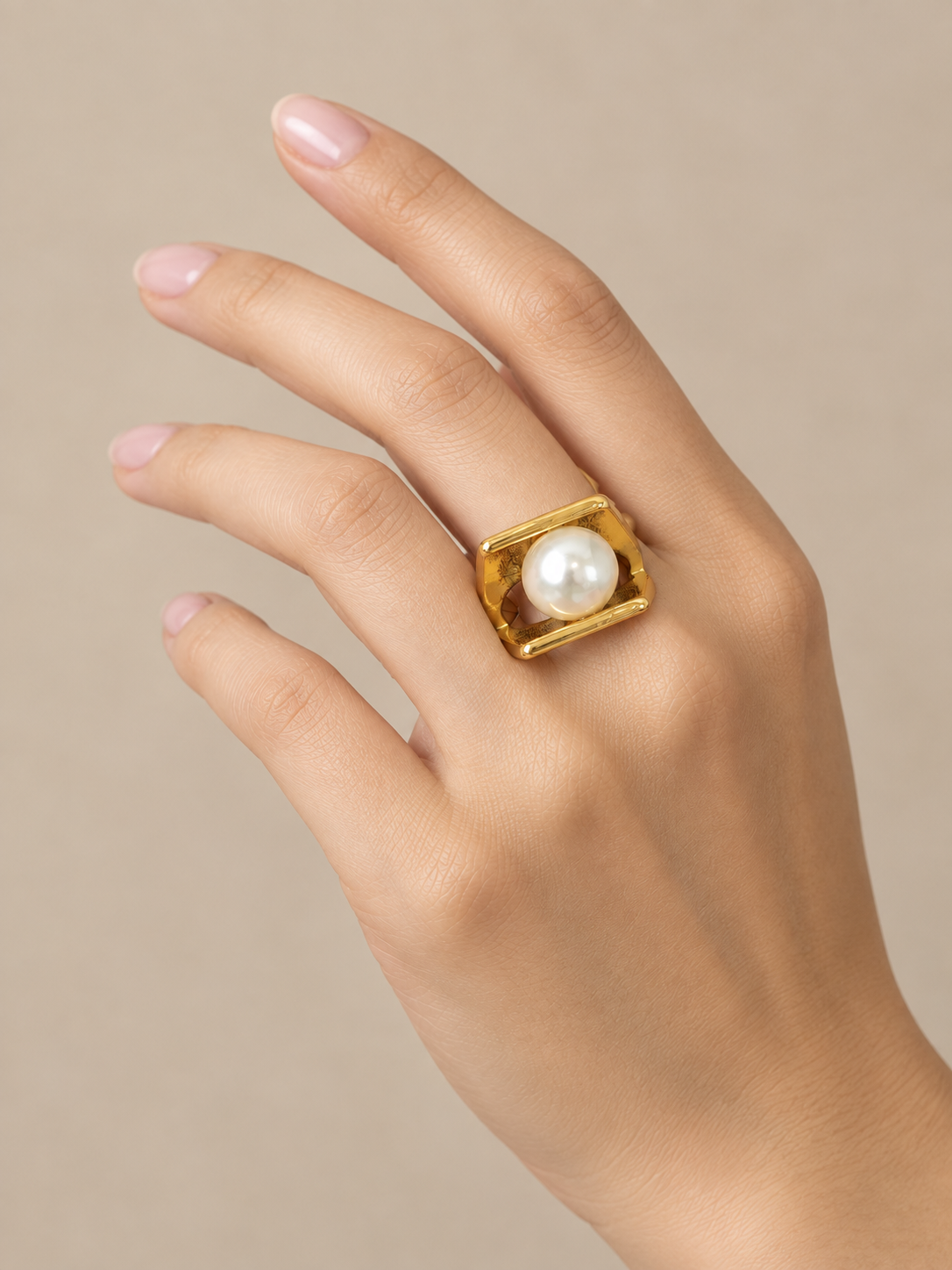 Pearl Luxe Gold Ring