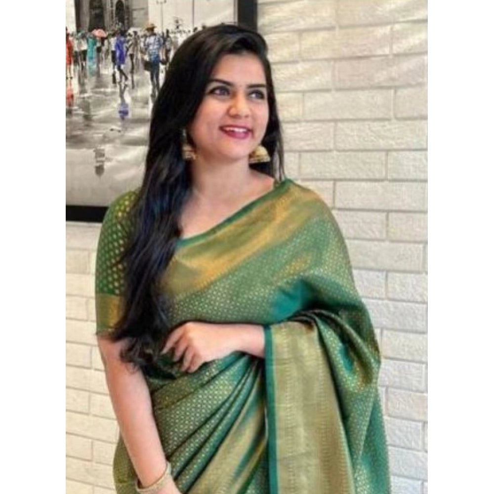 Emerald Charm Litchi Silk Saree
