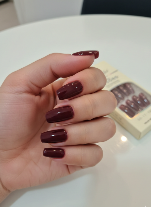 Glossy Press-On Nails