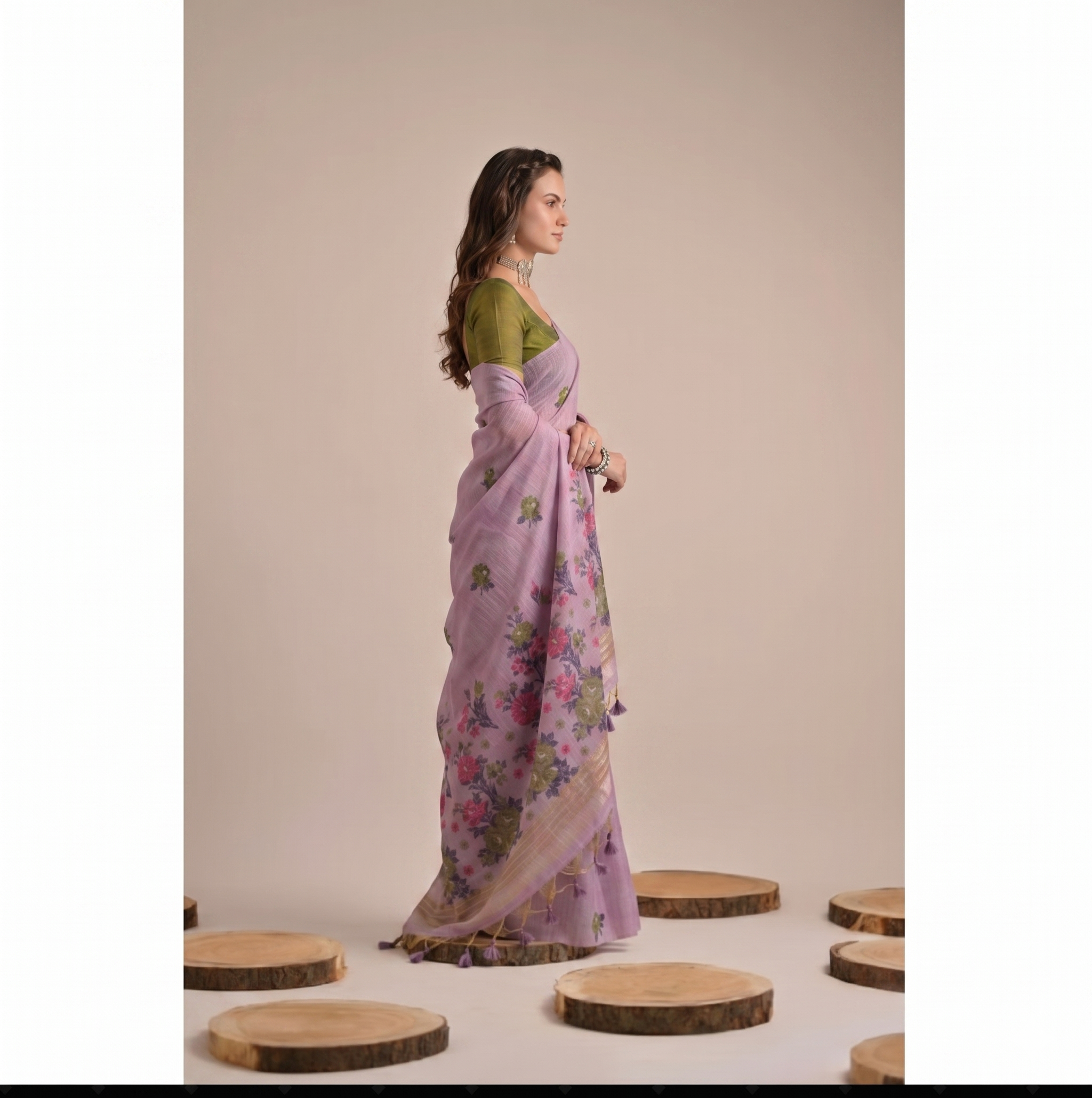 Lavender Cotton Floral Motifs Saree