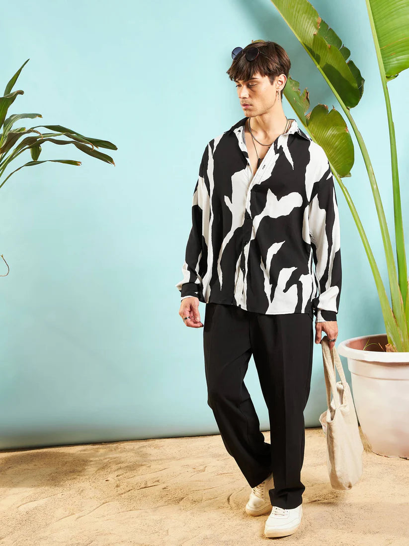 Abstract Print Fit Shirt
