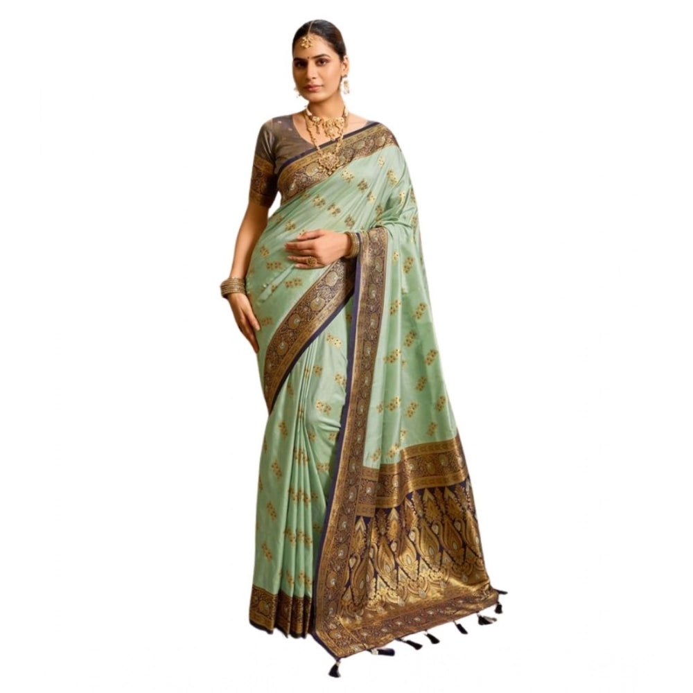 Easy to drape Silk Blend Booti Saree