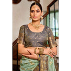 Easy to drape Silk Blend Booti Saree