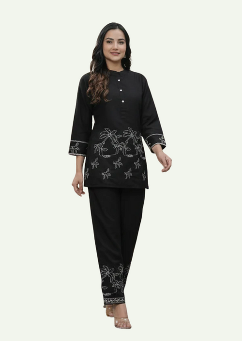 Black Tropical Embroidery Set