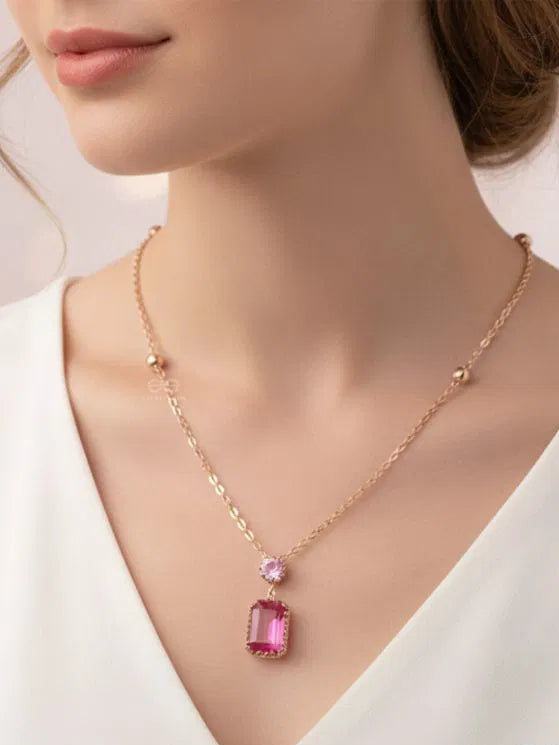 Magenta's Magic Casual Chain