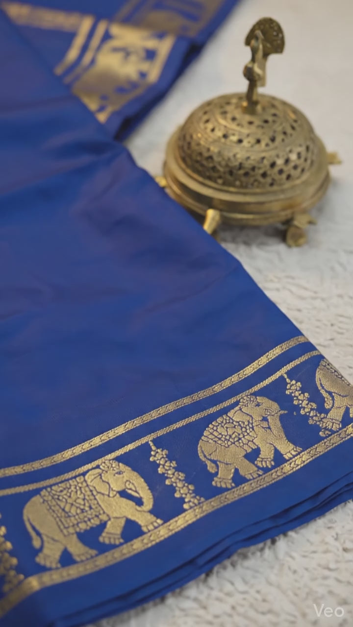 Navy Blue Crepe Solid Saree